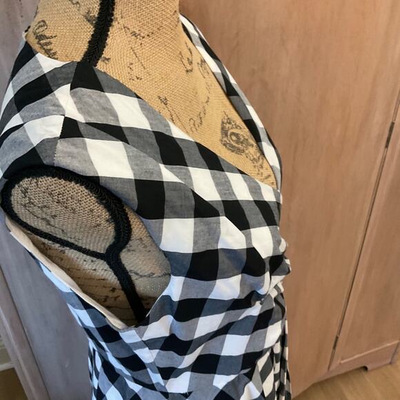 Calvin Klein Sleeveless Gingham black white checked midi fit flare Wrap Dress 10 - Picture 16 of 16